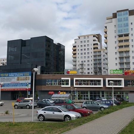 Apartament Nowy Jork Warmia Towers Hotel Olsztyn  Szoba fotó